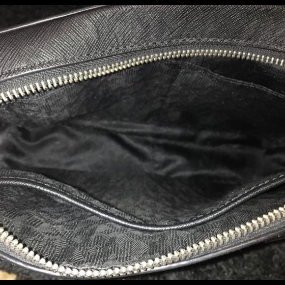 Michael Kors Jet Set Crossgrain Crossbody - Picture 5 of 7